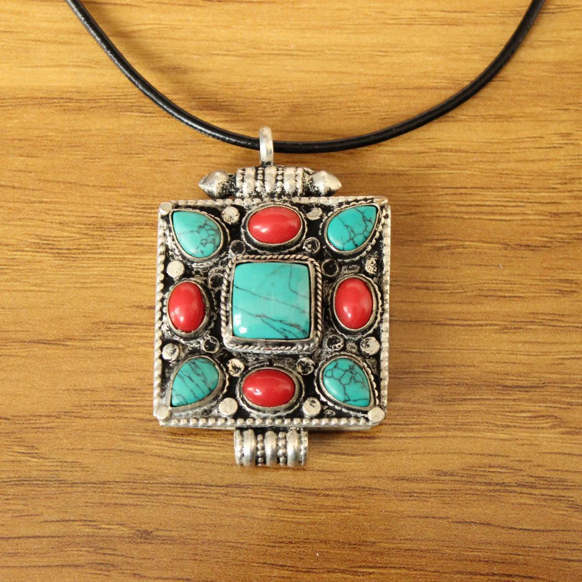 Ethnic Fashion Store - PN257 Ethnic Tibetan Silver Metal Inlaid