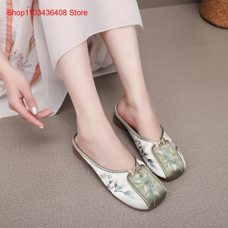 New Embroidered Slippers for H - огляд і ціна Ethnic Fashion In