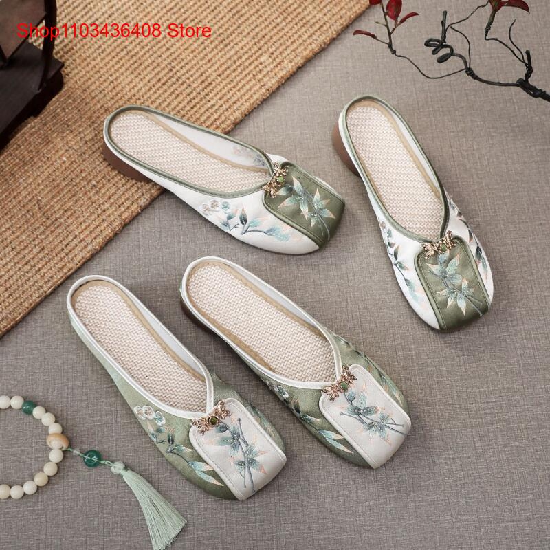 New Embroidered Slippers for H - огляд і ціна Ethnic Fashion In