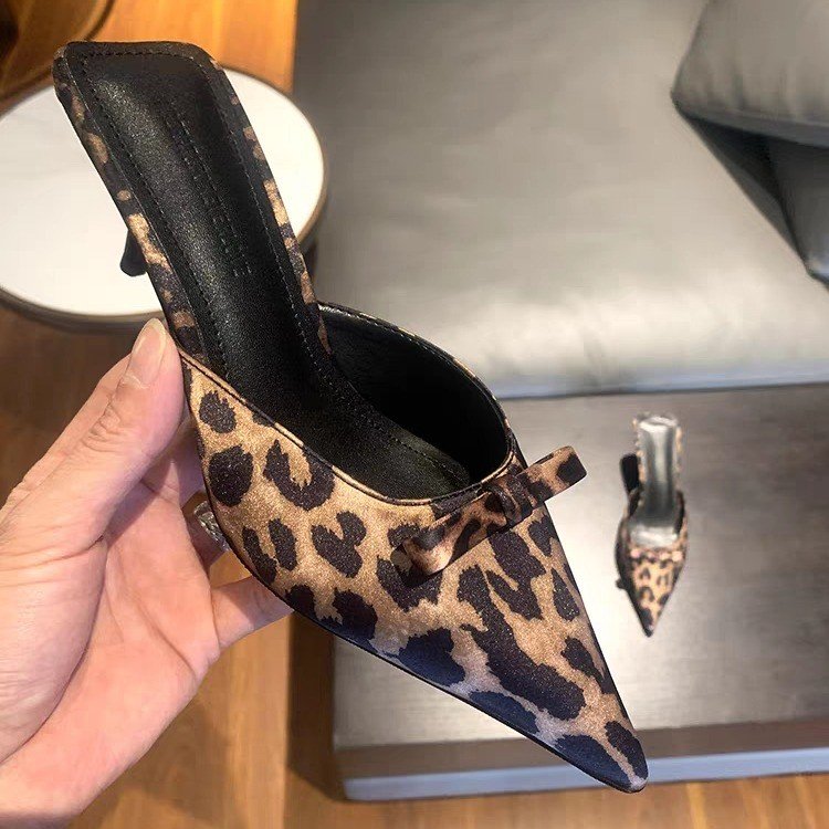 women's leopard-print pointed  - огляд і ціна Ethnic Fashion In