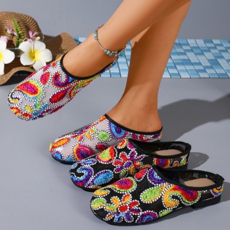 Retro Style Ethnic Embroidery  - огляд і ціна Ethnic Fashion For Ladies