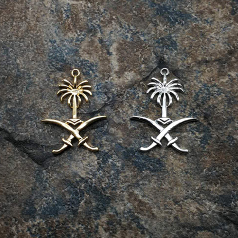 Emblem of Saudi Arabia Logo of - огляд і ціна Ethnic Fashion Logo
